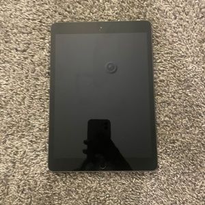iPad 8th Generation - 10.2 Inches Grey